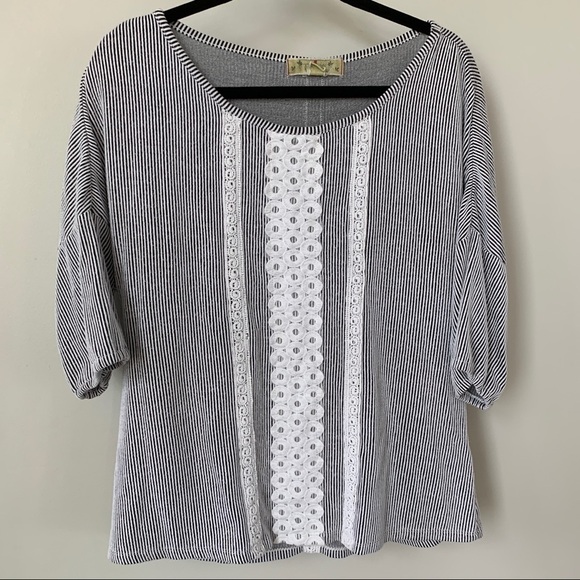 Twig & Perch Striped 3/4 Sleeve Top Size M - Picture 1 of 6